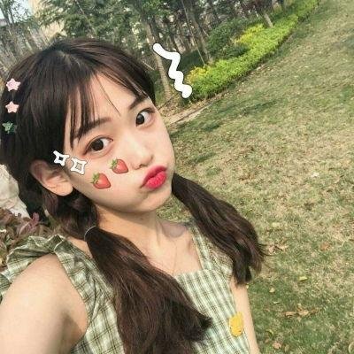 妈妈，抱紧我张小草